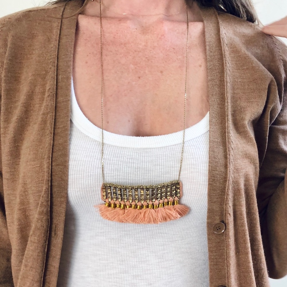 Incredible Fringe Tassel Beaded Necklace Gold/pink